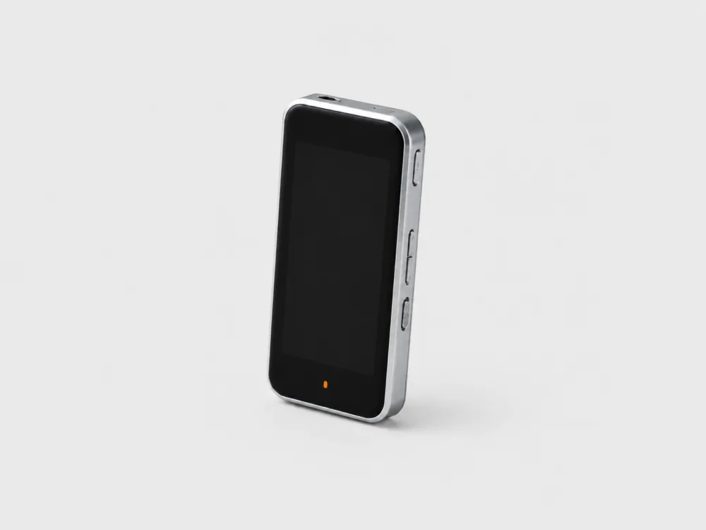 흰 배경에서 촬영한 제품 스튜디오 컷